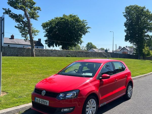 Volkswagen Polo Hatchback, Petrol, 2012, Red