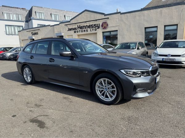 BMW 3-Series Estate, Petrol Plug-in Hybrid, 2022, Grey