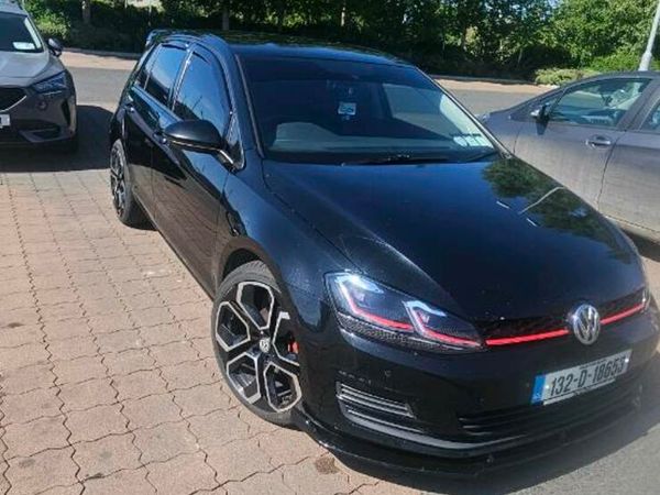 Volkswagen Golf Hatchback, Diesel, 2013, Black