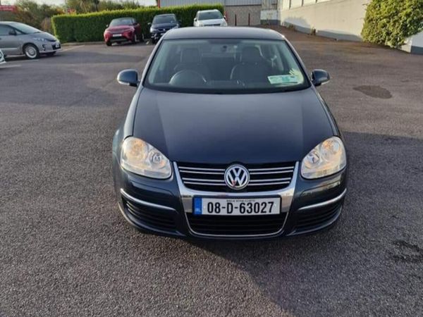 Volkswagen Jetta Saloon, Petrol, 2008, Blue