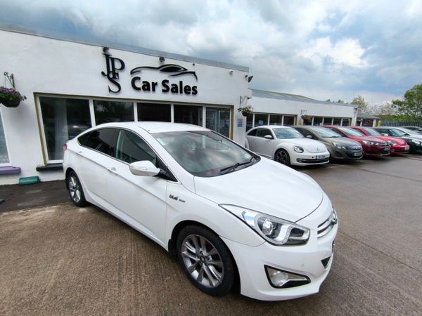 Hyundai i40 Saloon, Diesel, 2015, White