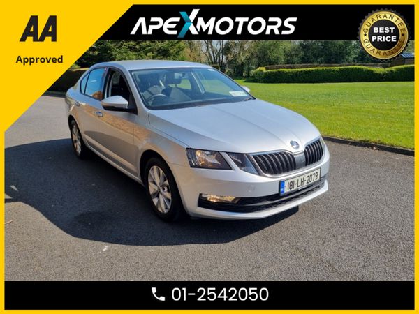 Skoda Octavia Hatchback, Diesel, 2018, Grey