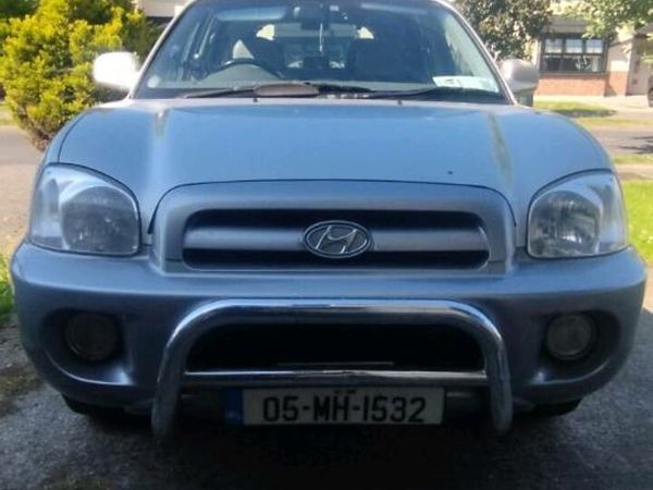 Hyundai Santa Fe SUV, Petrol, 2005, Silver