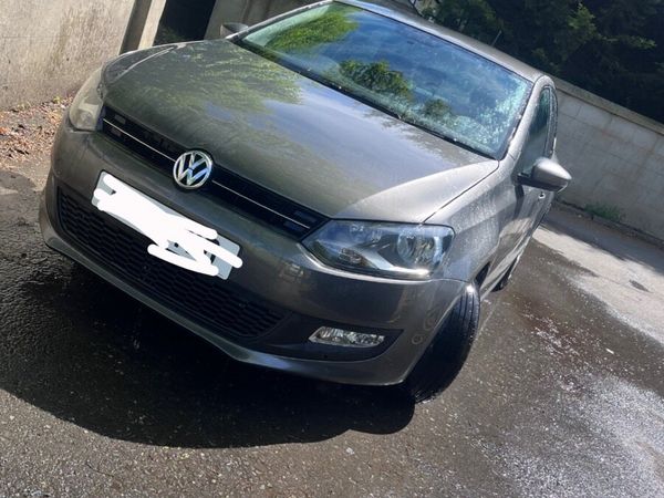 Volkswagen Polo Hatchback, Petrol, 2013, Grey