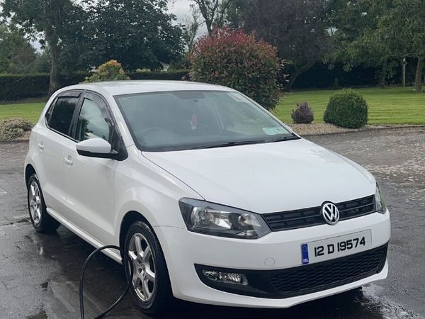 Volkswagen Polo Hatchback, Petrol, 2012, White