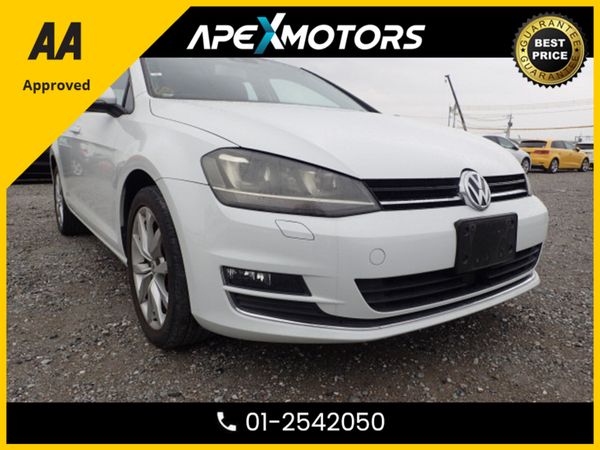 Volkswagen Golf Hatchback, Petrol, 2017, White