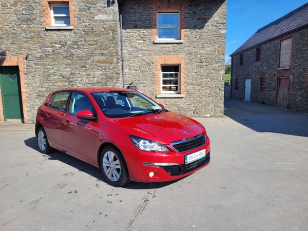 Peugeot 308 Hatchback, Diesel, 2015, Red