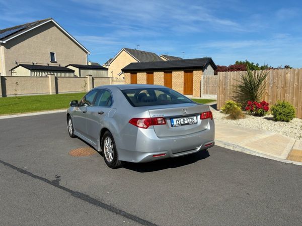 Honda Accord Saloon, Diesel, 2013, Grey