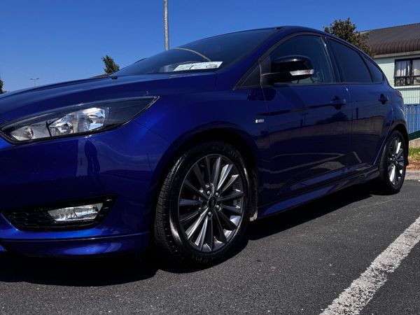 Ford Focus Hatchback, Diesel, 2017, Blue