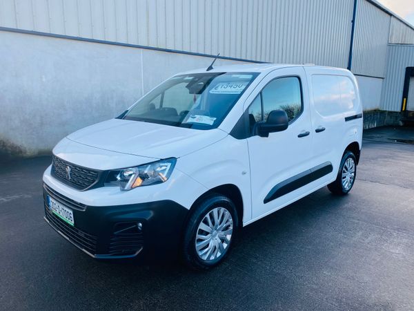 Peugeot Partner MPV, Diesel, 2020, White