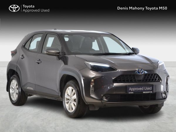 Toyota Yaris Cross Hatchback, Petrol Hybrid, 2023, Grey