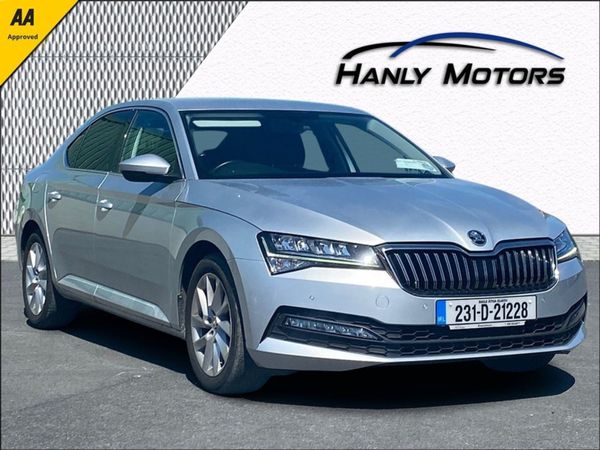 Skoda Superb Hatchback, Diesel, 2023, Grey