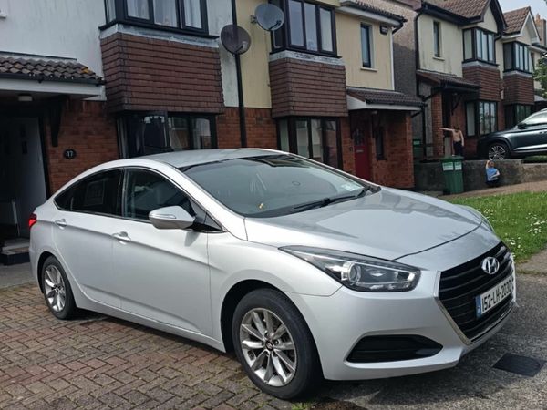 Hyundai i40 Saloon, Diesel, 2015, Silver