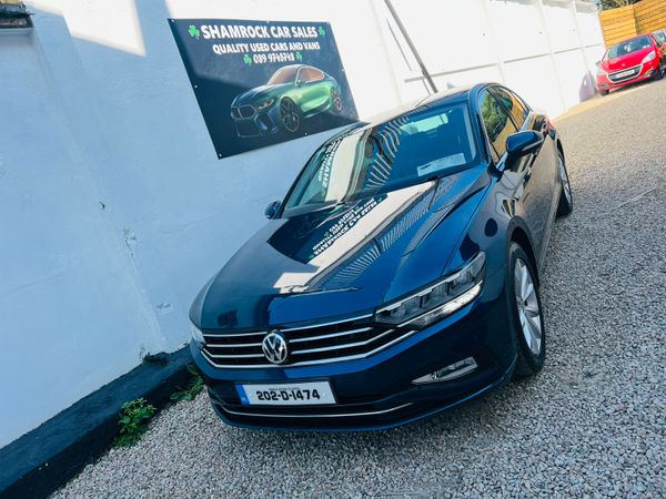 Volkswagen Passat Saloon, Diesel, 2020, Blue
