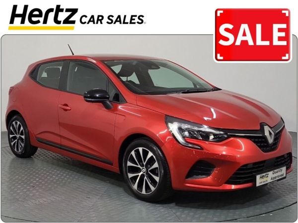 Renault Clio Hatchback, Petrol, 2023, Red