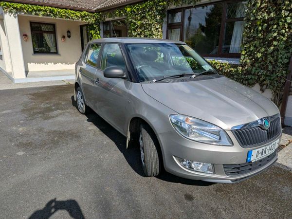 Skoda Fabia Hatchback, Petrol, 2011, Beige