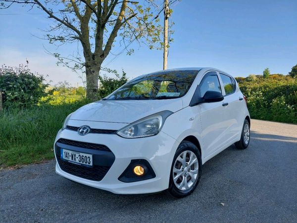 Hyundai i10 Hatchback, Petrol, 2014, White