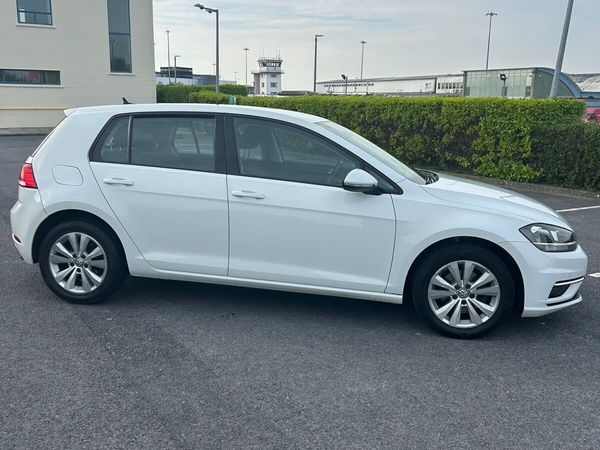 Volkswagen Golf Estate, Diesel, 2017, White