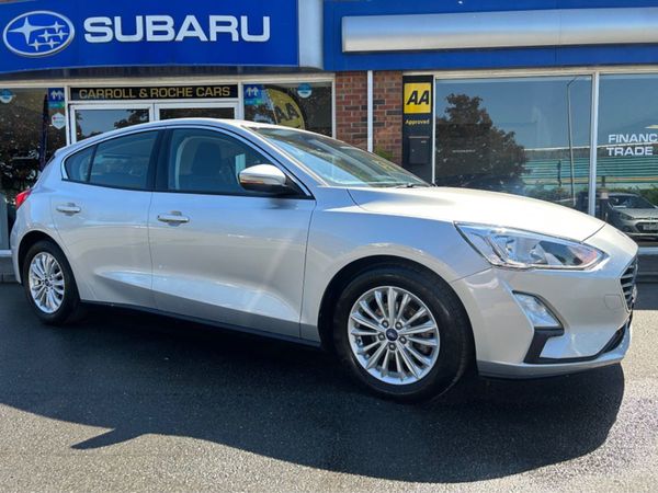 Ford Focus Hatchback, Petrol, 2019, Grey