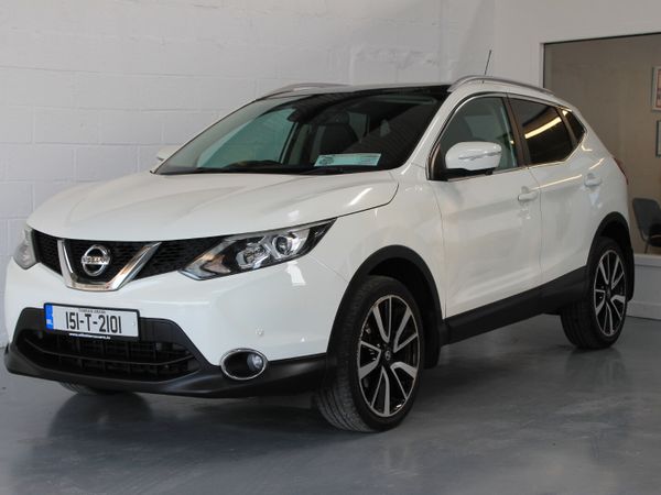 Nissan Qashqai Hatchback, Diesel, 2015, White