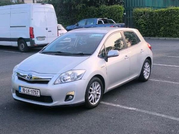 Toyota Auris Hatchback, Petrol Hybrid, 2010, Silver
