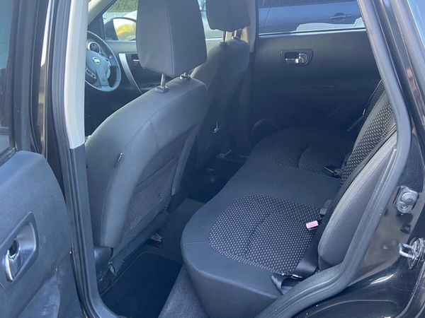 Nissan Qashqai Hatchback, Petrol, 2008, Black