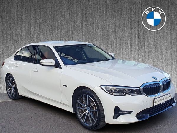 BMW 3-Series Saloon, Petrol Plug-in Hybrid, 2022, White