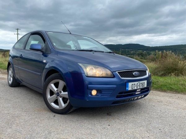 Ford Focus Hatchback, Petrol, 2007, Blue