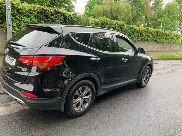 Hyundai Santa Fe SUV, Diesel, 2015, Black
