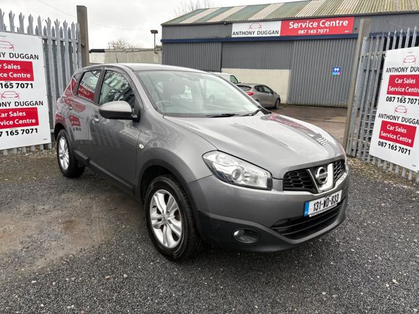 Nissan Qashqai Hatchback, Petrol, 2013, Grey