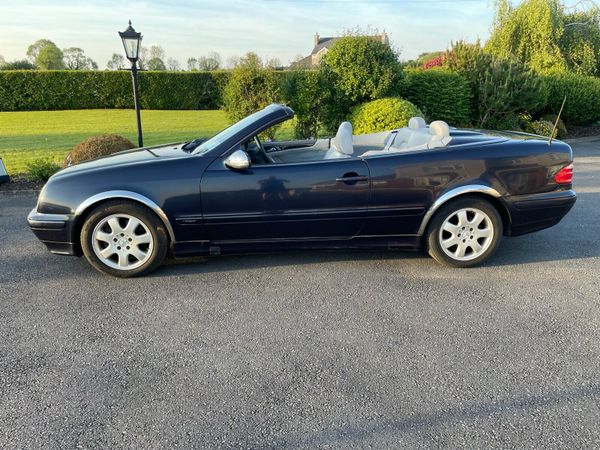 Mercedes-Benz CLK Convertible, Petrol, 2002, Blue
