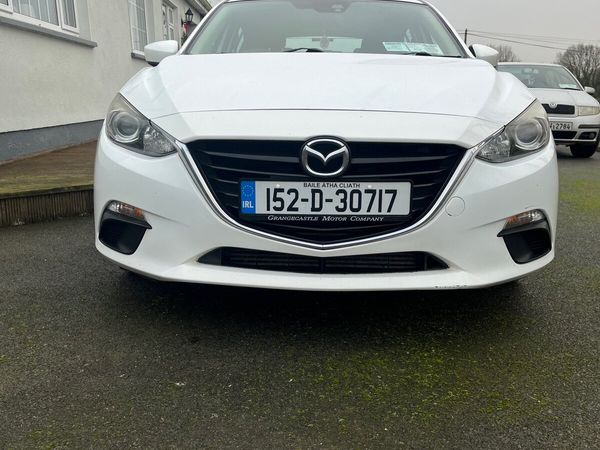 Mazda Mazda3 Hatchback, Diesel, 2015, White