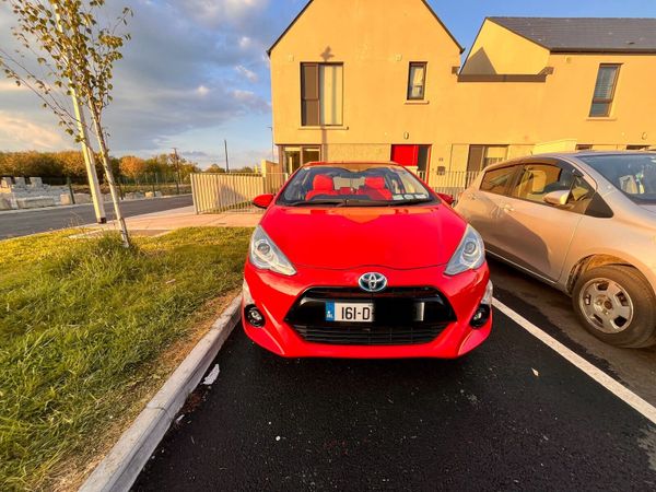 Toyota Aqua Hatchback, Petrol Hybrid, 2016, Red