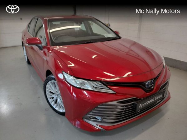 Toyota Camry Saloon, Hybrid, 2021, White