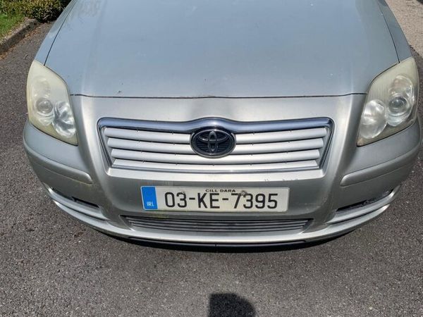 Toyota Avensis Saloon, Petrol, 2003, Silver
