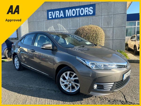 Toyota Corolla Saloon, Diesel, 2017, Grey