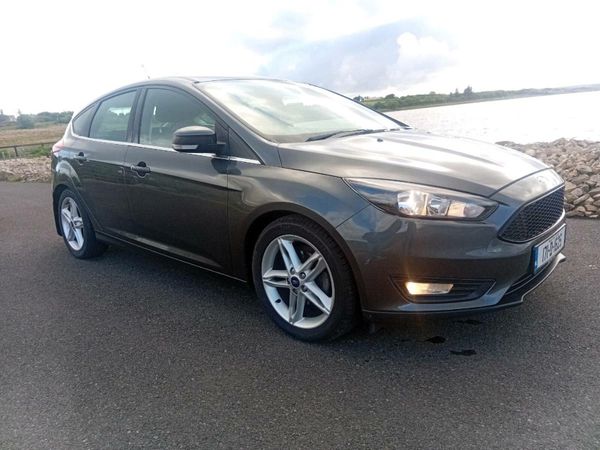 Ford Focus Hatchback, Diesel, 2017, Grey