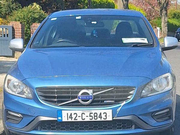 Volvo S60 Saloon, Diesel, 2014, Blue