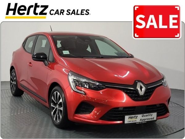 Renault Clio Hatchback, Petrol, 2023, Red