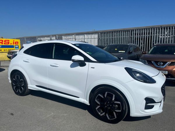 Ford Puma Hatchback, Petrol, 2023, White