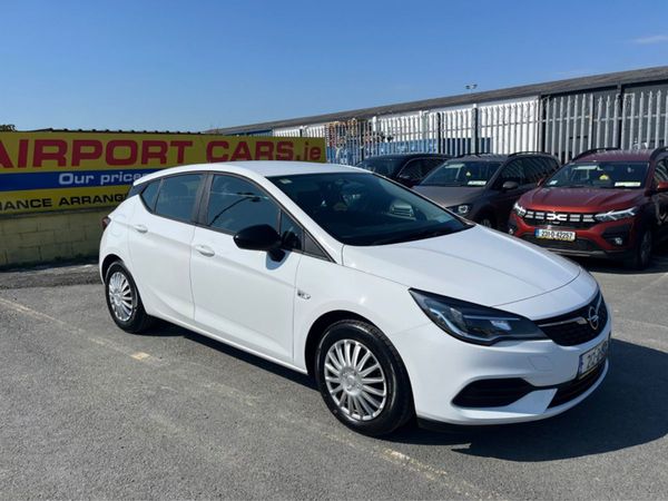 Opel Astra Hatchback, Petrol, 2021, White
