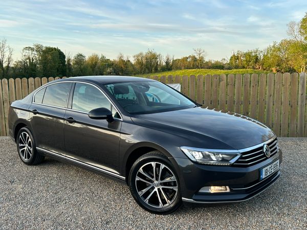 Volkswagen Passat Saloon, Diesel, 2018, Grey