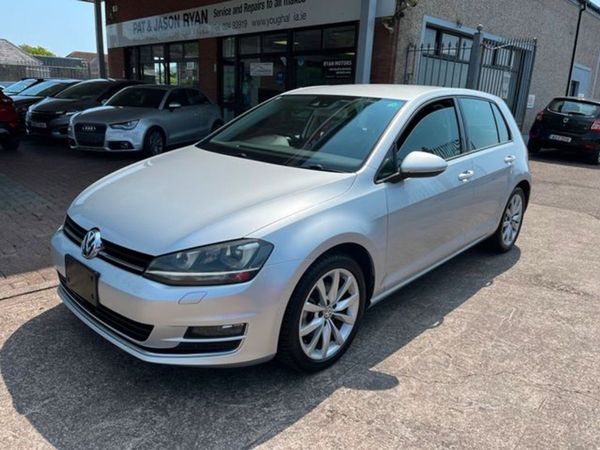 Volkswagen Golf Hatchback, Petrol, 2014, Silver