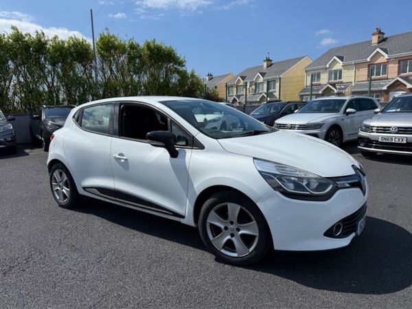 Renault Clio Hatchback, Petrol, 2016, White