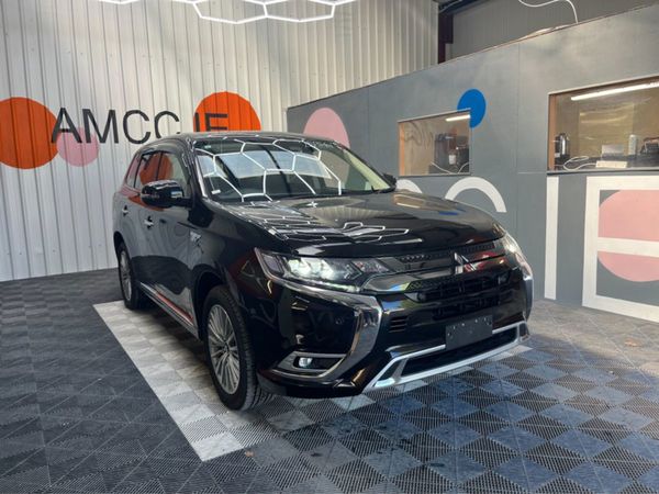 Mitsubishi Outlander SUV, Petrol Hybrid, 2019, Black