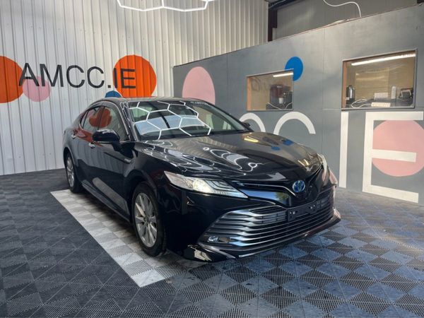 Toyota Camry Saloon, Petrol Hybrid, 2018, Black