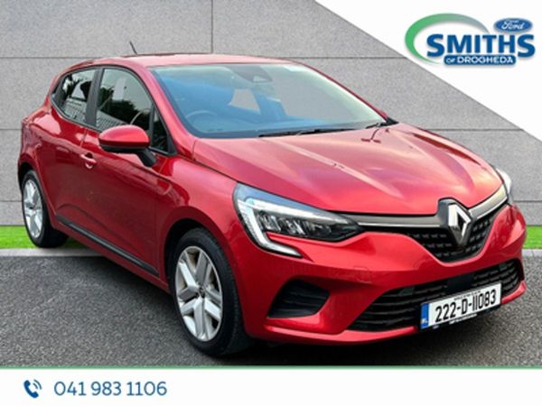Renault Clio Hatchback, Petrol, 2022, Red