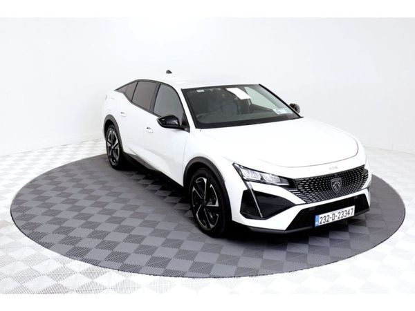 Peugeot 408 Hatchback, Petrol, 2023, White