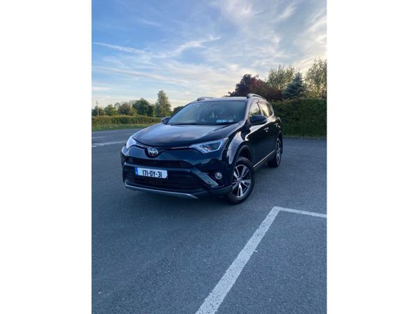 Toyota RAV4 MPV, Diesel, 2017, Black