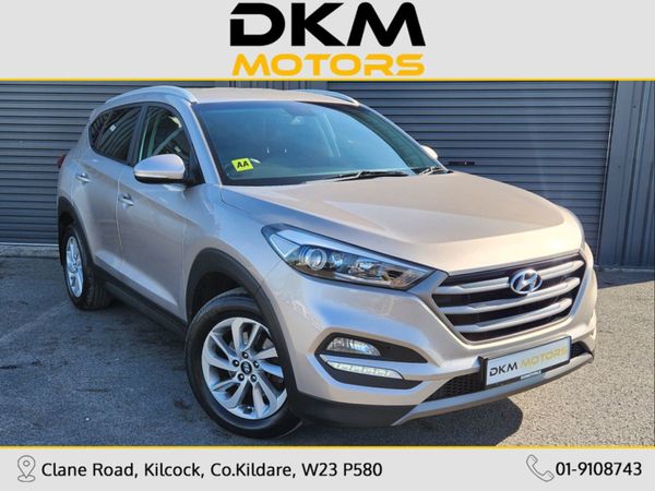Hyundai Tucson MPV, Diesel, 2016, Gold
